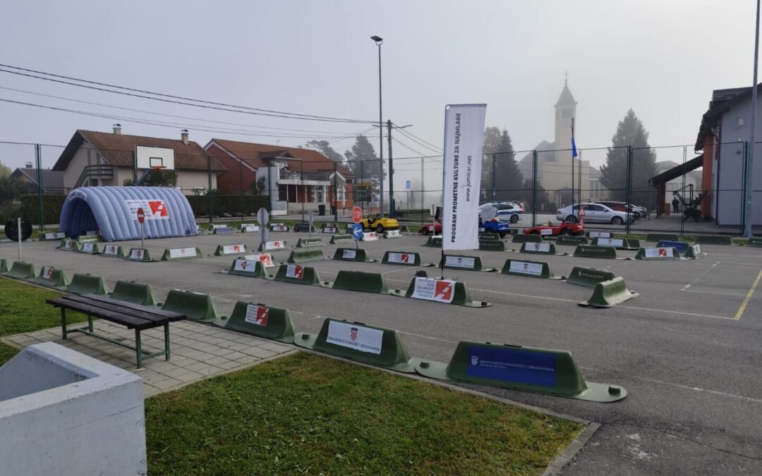 U našoj školi je uspješno provedena preventivna manifestacija pod nazivom “Program prometne kulture za najmlađe”